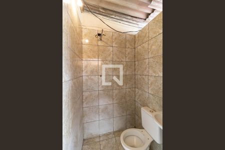 Casa à venda com 167m², 4 quartos e 4 vagas Casa à venda com 167m², 4 quartos e 4 vagasBanheiro da Edícula