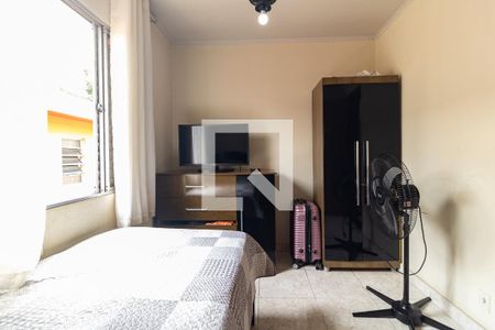 Casa à venda com 167m², 4 quartos e 4 vagas Casa à venda com 167m², 4 quartos e 4 vagasQuarto 3