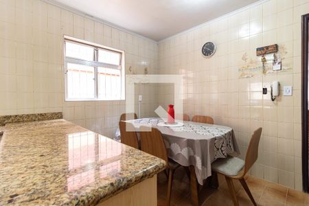 Casa à venda com 167m², 4 quartos e 4 vagas Casa à venda com 167m², 4 quartos e 4 vagasCopa da Cozinha