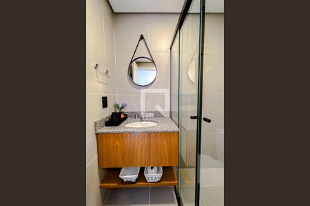 Banheiro de kitnet/studio para alugar com 1 quarto, 22m² em Vila Mariana, São Paulo