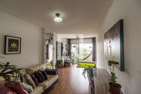 Sala de TV de apartamento para alugar com 2 quartos, 75m² em Centro, Barueri