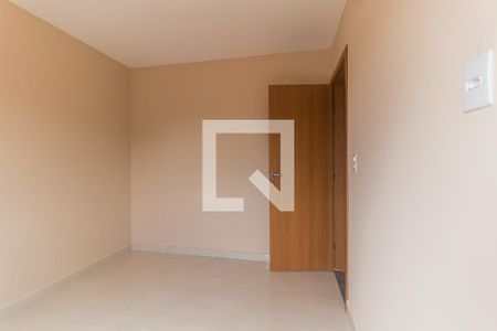 Quarto 1 de apartamento para alugar com 2 quartos, 54m² em Vila Perracini, Poá