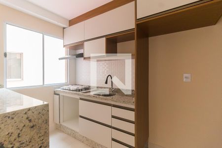 Cozinha de apartamento para alugar com 2 quartos, 54m² em Vila Perracini, Poá