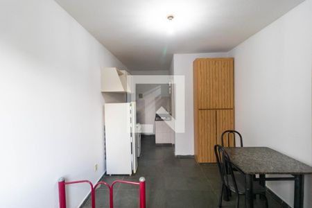 Studio para alugar com 30m², 1 quarto e 1 vagaKitnet