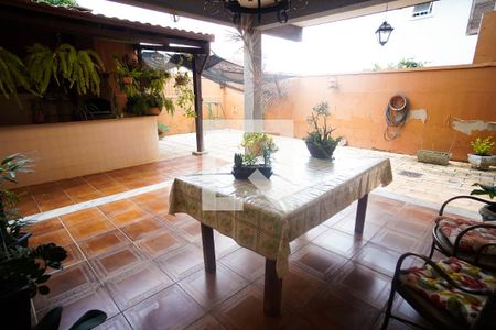 Casa à venda com 398m², 4 quartos e 5 vagasVaranda