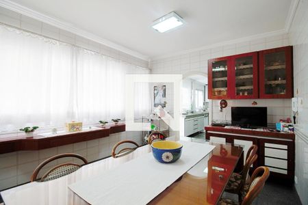 Casa à venda com 600m², 5 quartos e 4 vagas