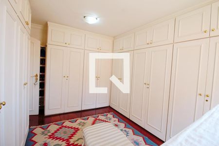 Casa à venda com 600m², 5 quartos e 4 vagas