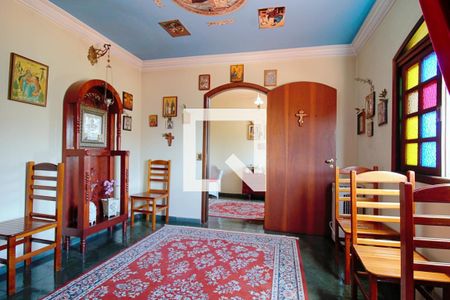 Casa à venda com 600m², 5 quartos e 4 vagas