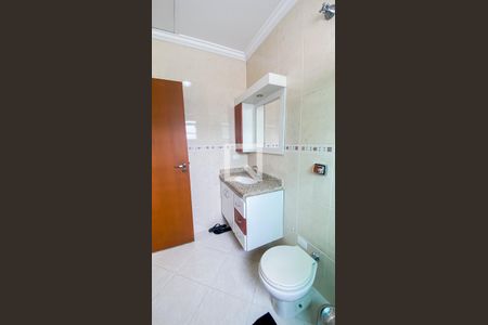 Casa à venda com 560m², 6 quartos e 25 vagas Casa à venda com 560m², 6 quartos e 25 vagasCasa 2 - Banheiro da Suite