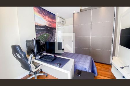 Casa à venda com 560m², 6 quartos e 25 vagas Casa à venda com 560m², 6 quartos e 25 vagasSuite 2