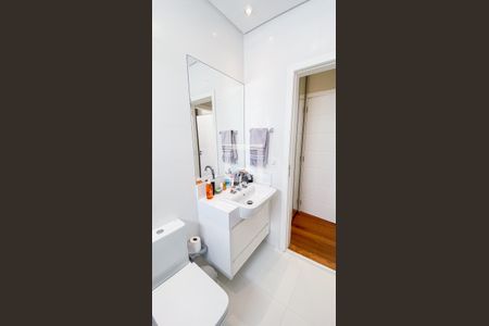 Casa à venda com 560m², 6 quartos e 25 vagas Casa à venda com 560m², 6 quartos e 25 vagasBanheiro da Suíte 2