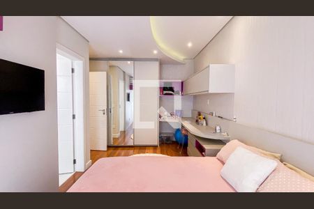 Casa à venda com 560m², 6 quartos e 25 vagas Casa à venda com 560m², 6 quartos e 25 vagasSuíte 3