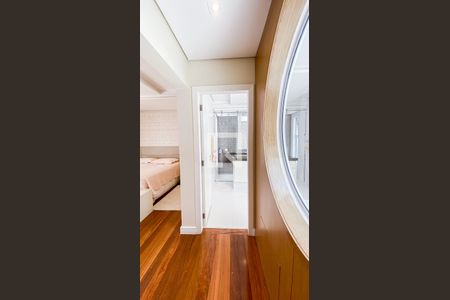 Casa à venda com 560m², 6 quartos e 25 vagas Casa à venda com 560m², 6 quartos e 25 vagasBanheiro da Suíte 1