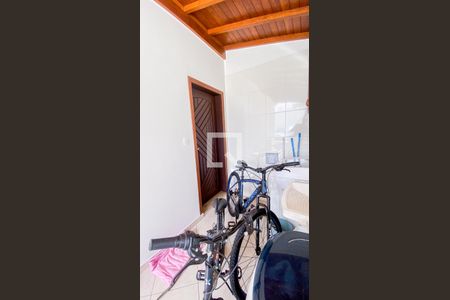 Casa à venda com 560m², 6 quartos e 25 vagas Casa à venda com 560m², 6 quartos e 25 vagasÁrea de Serviço