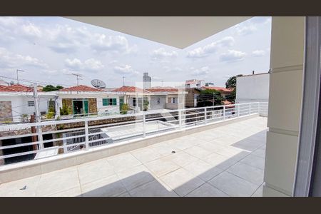 Casa à venda com 560m², 6 quartos e 25 vagas Casa à venda com 560m², 6 quartos e 25 vagasVaranda Suíte 3
