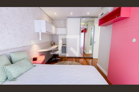 Casa à venda com 560m², 6 quartos e 25 vagas Casa à venda com 560m², 6 quartos e 25 vagasSuite 4