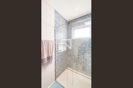 Casa à venda com 560m², 6 quartos e 25 vagas Casa à venda com 560m², 6 quartos e 25 vagasBanheiro da Suíte 2