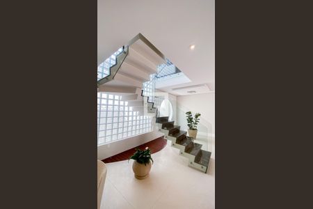 Casa à venda com 560m², 6 quartos e 25 vagas Casa à venda com 560m², 6 quartos e 25 vagasSala - Sala de Estar - Sala de Jantar