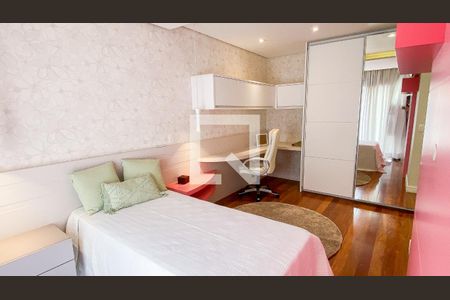 Casa à venda com 560m², 6 quartos e 25 vagas Casa à venda com 560m², 6 quartos e 25 vagasSuite 4