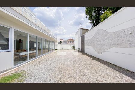 Casa à venda com 560m², 6 quartos e 25 vagas Casa à venda com 560m², 6 quartos e 25 vagasQuintal