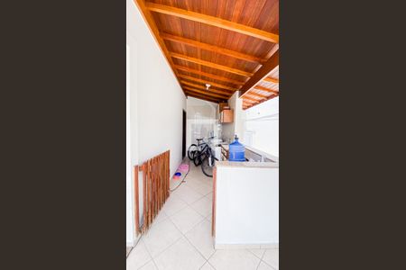 Casa à venda com 560m², 6 quartos e 25 vagas Casa à venda com 560m², 6 quartos e 25 vagasÁrea de Serviço