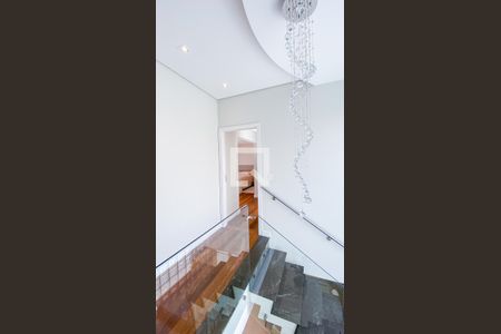 Casa à venda com 560m², 6 quartos e 25 vagas Casa à venda com 560m², 6 quartos e 25 vagasSala Tv