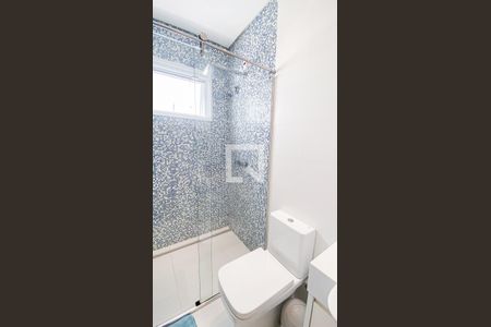 Casa à venda com 560m², 6 quartos e 25 vagas Casa à venda com 560m², 6 quartos e 25 vagasBanheiro da Suíte 2