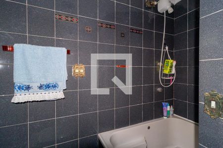 Apartamento à venda com 70m², 2 quartos e 1 vaga Apartamento à venda com 70m², 2 quartos e 1 vagaBanheiro