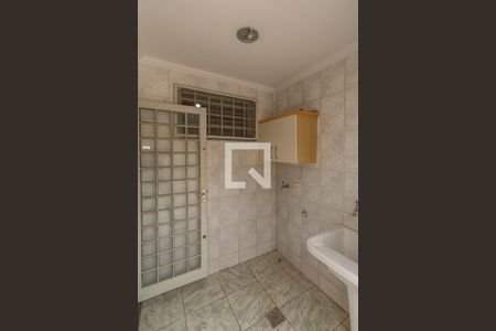 Casa à venda com 190m², 4 quartos e 3 vagas Casa à venda com 190m², 4 quartos e 3 vagasÁrea de Serviço