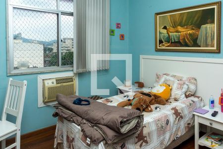 Apartamento à venda com 80m², 2 quartos e 1 vagaQuarto 2 - Armários