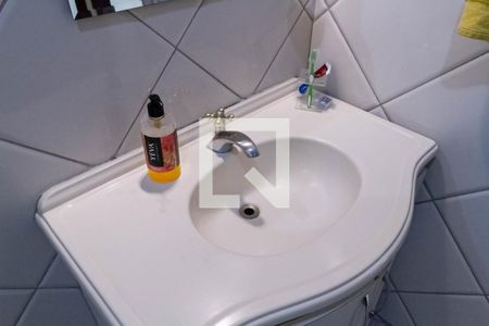 Casa à venda com 207m², 7 quartos e 4 vagasBanheiro social 1