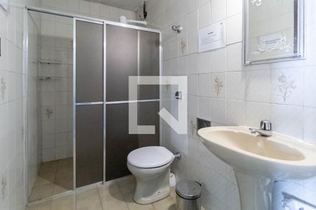 Casa à venda com 207m², 7 quartos e 4 vagasBanheiro social 2