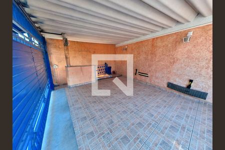 Casa à venda com 260m², 4 quartos e 2 vagas