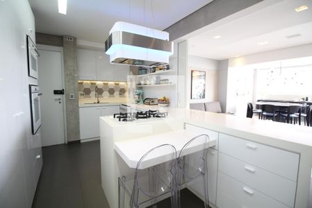 Apartamento à venda com 124m², 2 quartos e 3 vagasCozinha