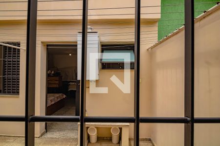 Casa à venda com 180m², 3 quartos e 4 vagas Casa à venda com 180m², 3 quartos e 4 vagasVista