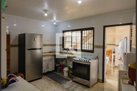 Casa à venda com 180m², 3 quartos e 4 vagas Casa à venda com 180m², 3 quartos e 4 vagasCozinha