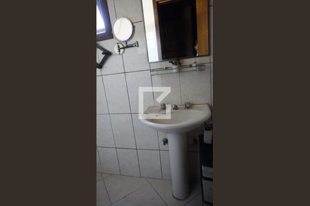 Casa à venda com 245m², 4 quartos e 5 vagasSuíte 1