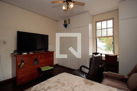 Casa à venda com 360m², 3 quartos e 3 vagas Casa à venda com 360m², 3 quartos e 3 vagasQuarto 3