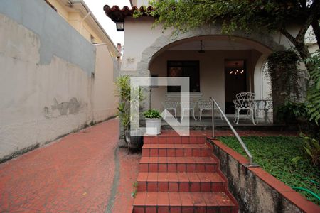 Casa à venda com 360m², 3 quartos e 3 vagas Casa à venda com 360m², 3 quartos e 3 vagasÁrea comum