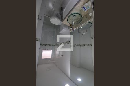 Casa de condomínio à venda com 180m², 3 quartos e 2 vagasQuarto 3 - Banheiro