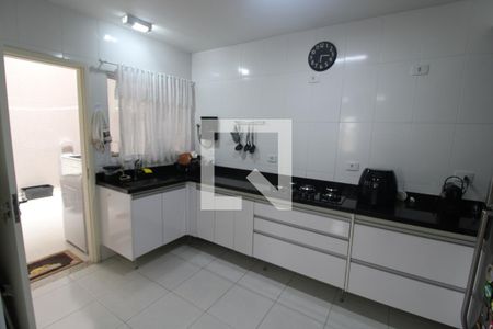 Casa de condomínio à venda com 180m², 3 quartos e 2 vagasCozinha
