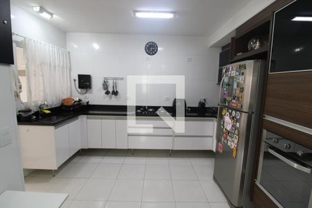 Casa de condomínio à venda com 180m², 3 quartos e 2 vagasCozinha