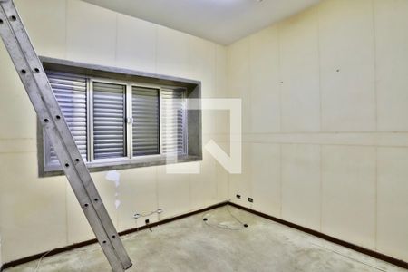 Casa à venda com 350m², 4 quartos e 4 vagas Casa à venda com 350m², 4 quartos e 4 vagasQuarto 2