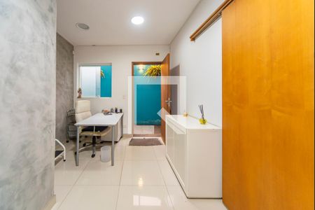 Casa à venda com 181m², 2 quartos e 2 vagas Casa à venda com 181m², 2 quartos e 2 vagasQuarto 1