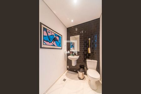 Casa à venda com 181m², 2 quartos e 2 vagas Casa à venda com 181m², 2 quartos e 2 vagasBanheiro do Quarto 2