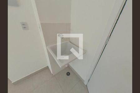 Sala e Cozinha - Tanque de apartamento para alugar com 2 quartos, 33m² em Piqueri, São Paulo