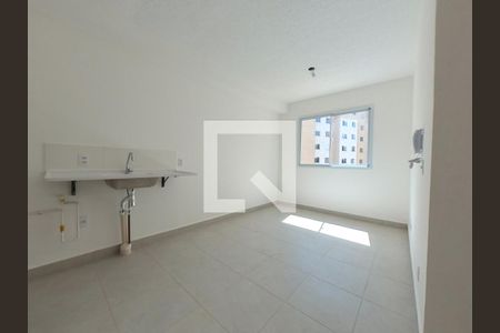 Sala e Cozinha de apartamento para alugar com 2 quartos, 33m² em Piqueri, São Paulo