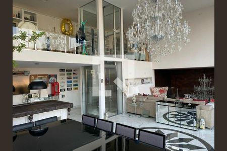 Apartamento à venda com 800m², 3 quartos e 7 vagas