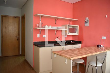 Cozinha de apartamento para alugar com 1 quarto, 27m² em Centro, Curitiba