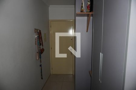 Apartamento à venda com 43m², 1 quarto e 1 vagaEntrada